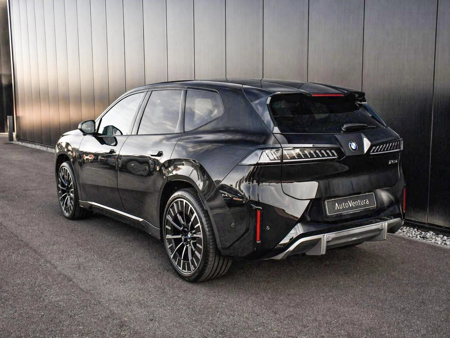 Hoofdafbeelding BMW iX3