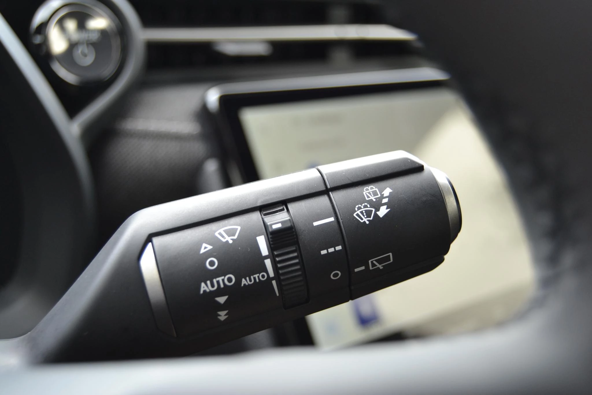Hoofdafbeelding Lexus LBX