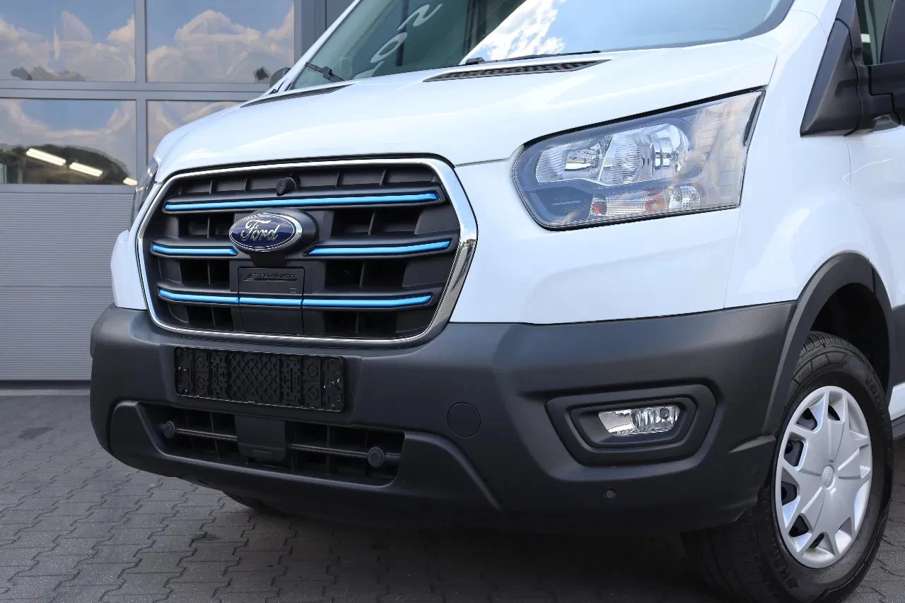 Hoofdafbeelding Ford E-Transit