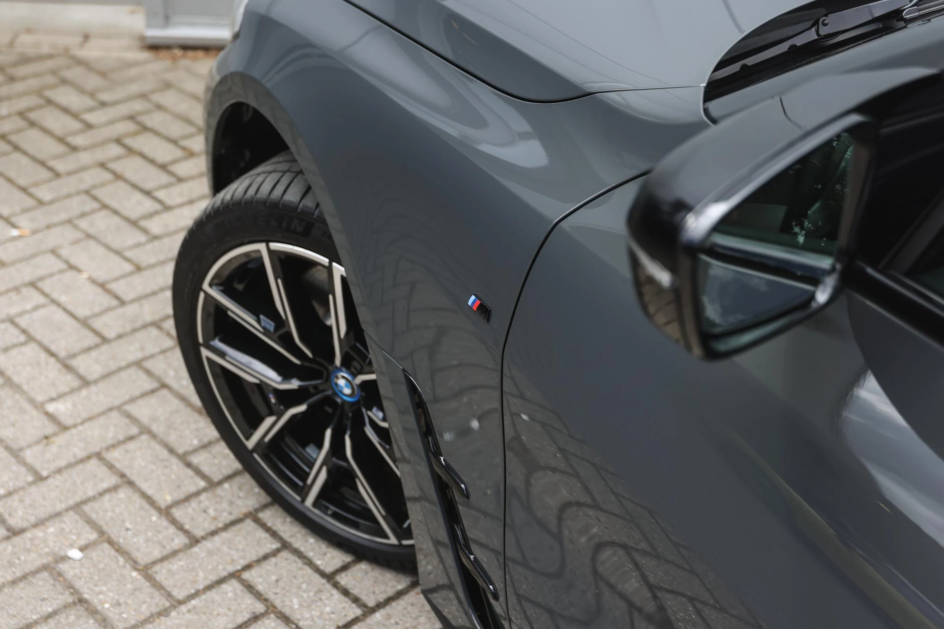 Hoofdafbeelding BMW i4