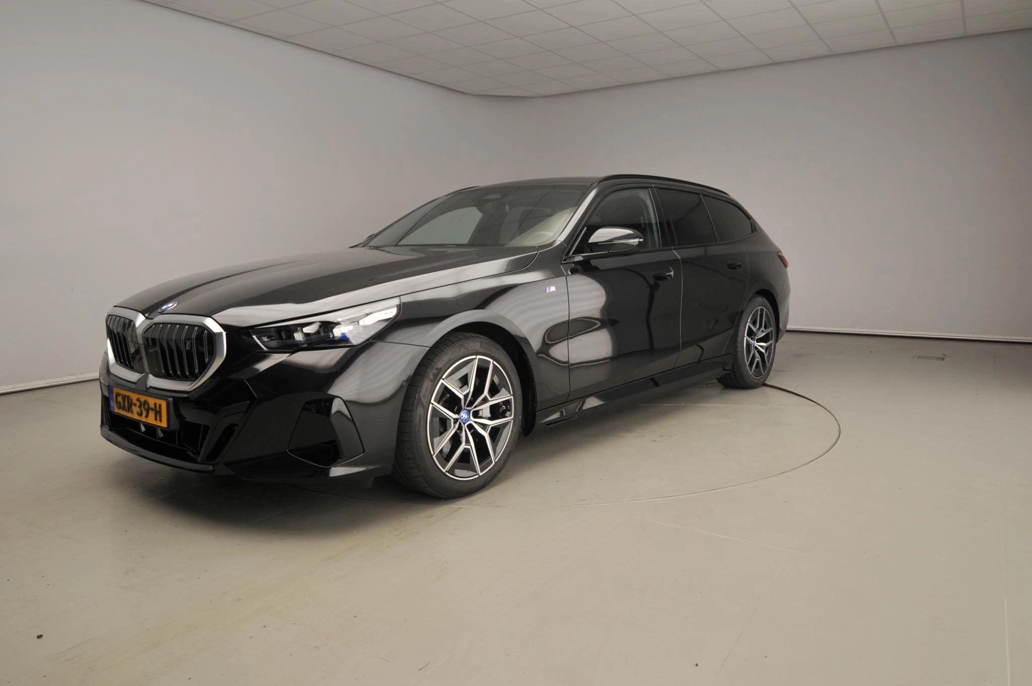 Hoofdafbeelding BMW i5