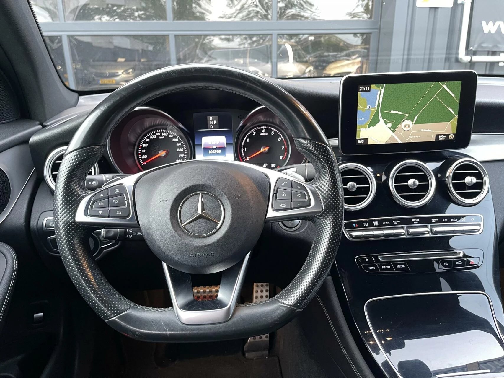 Hoofdafbeelding Mercedes-Benz GLC