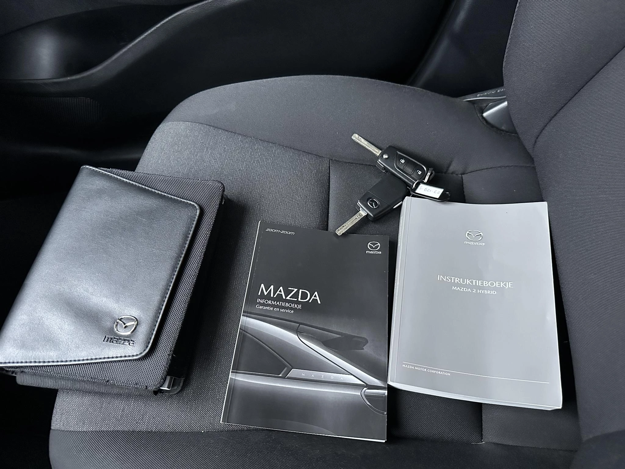 Hoofdafbeelding Mazda 2 Hybrid