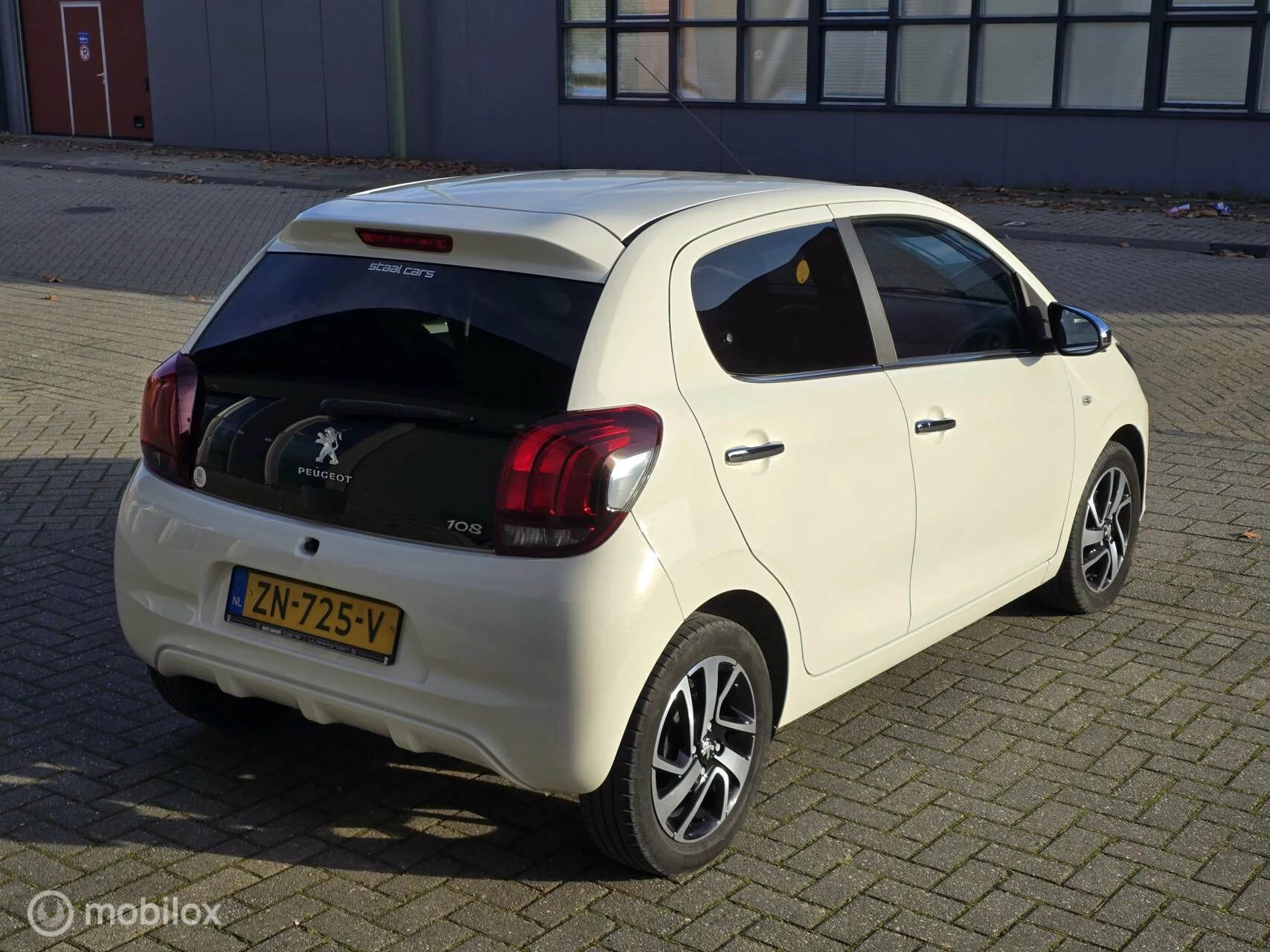 Hoofdafbeelding Peugeot 108