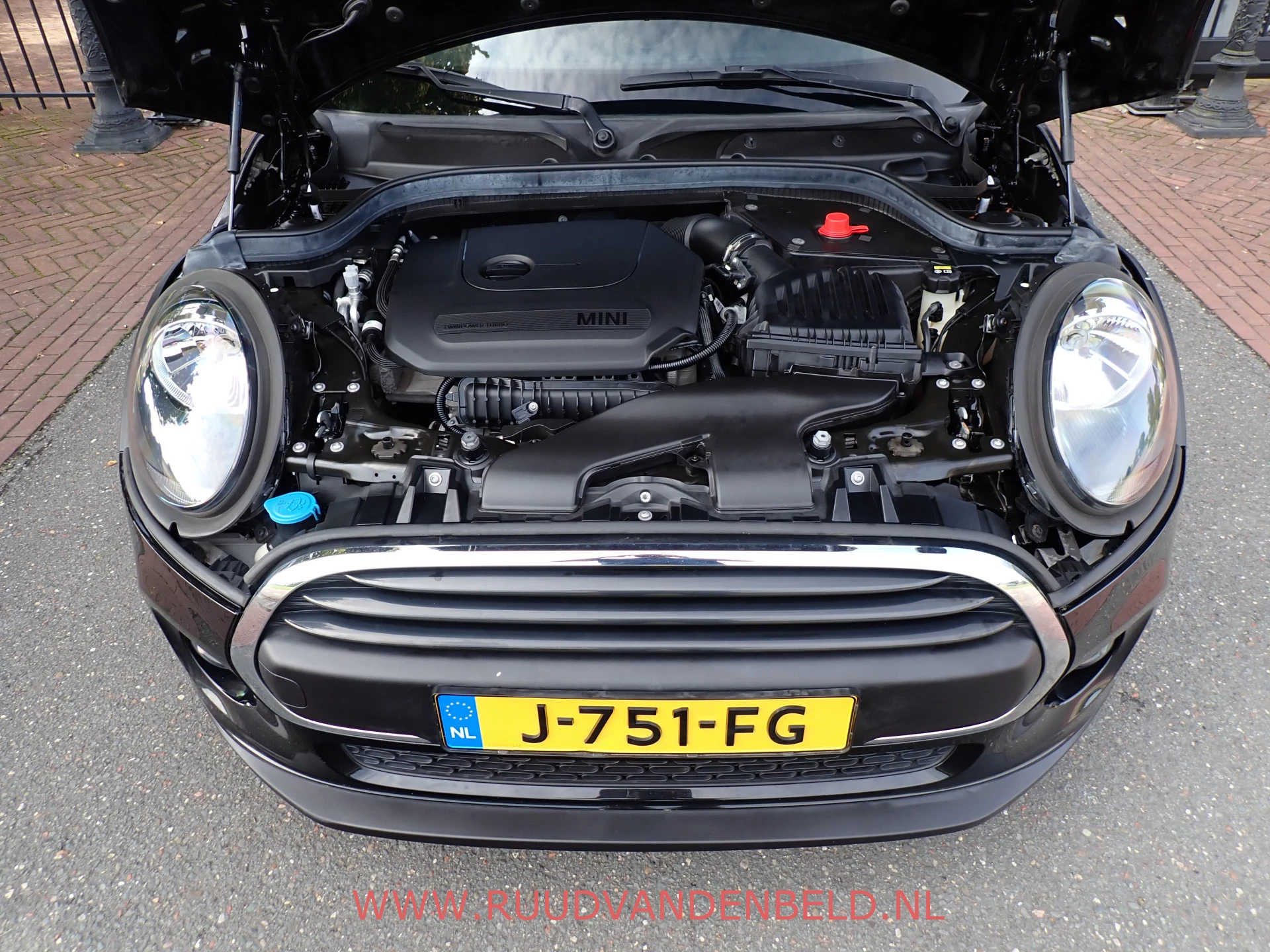 Hoofdafbeelding MINI One