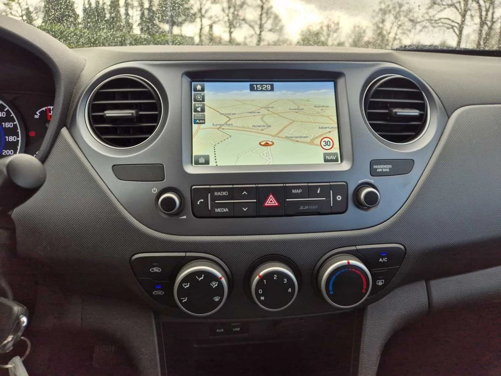 Hoofdafbeelding Hyundai i10