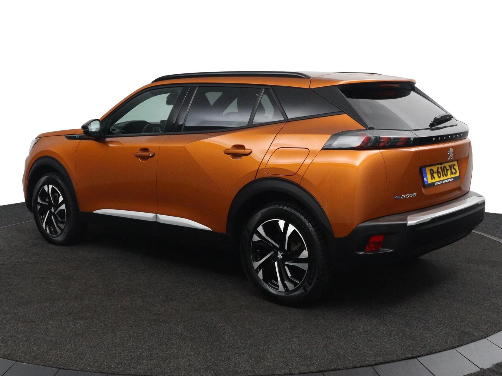 Hoofdafbeelding Peugeot e-2008