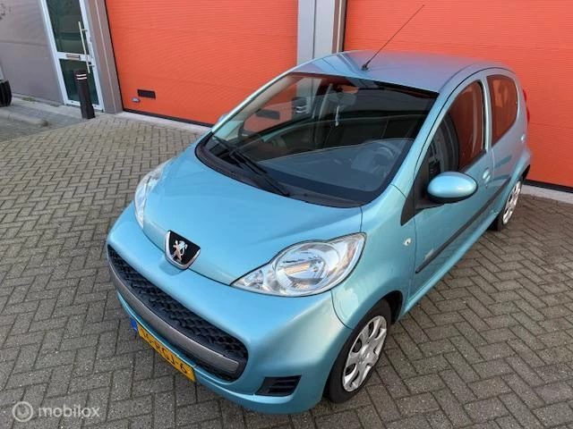 Hoofdafbeelding Peugeot 107