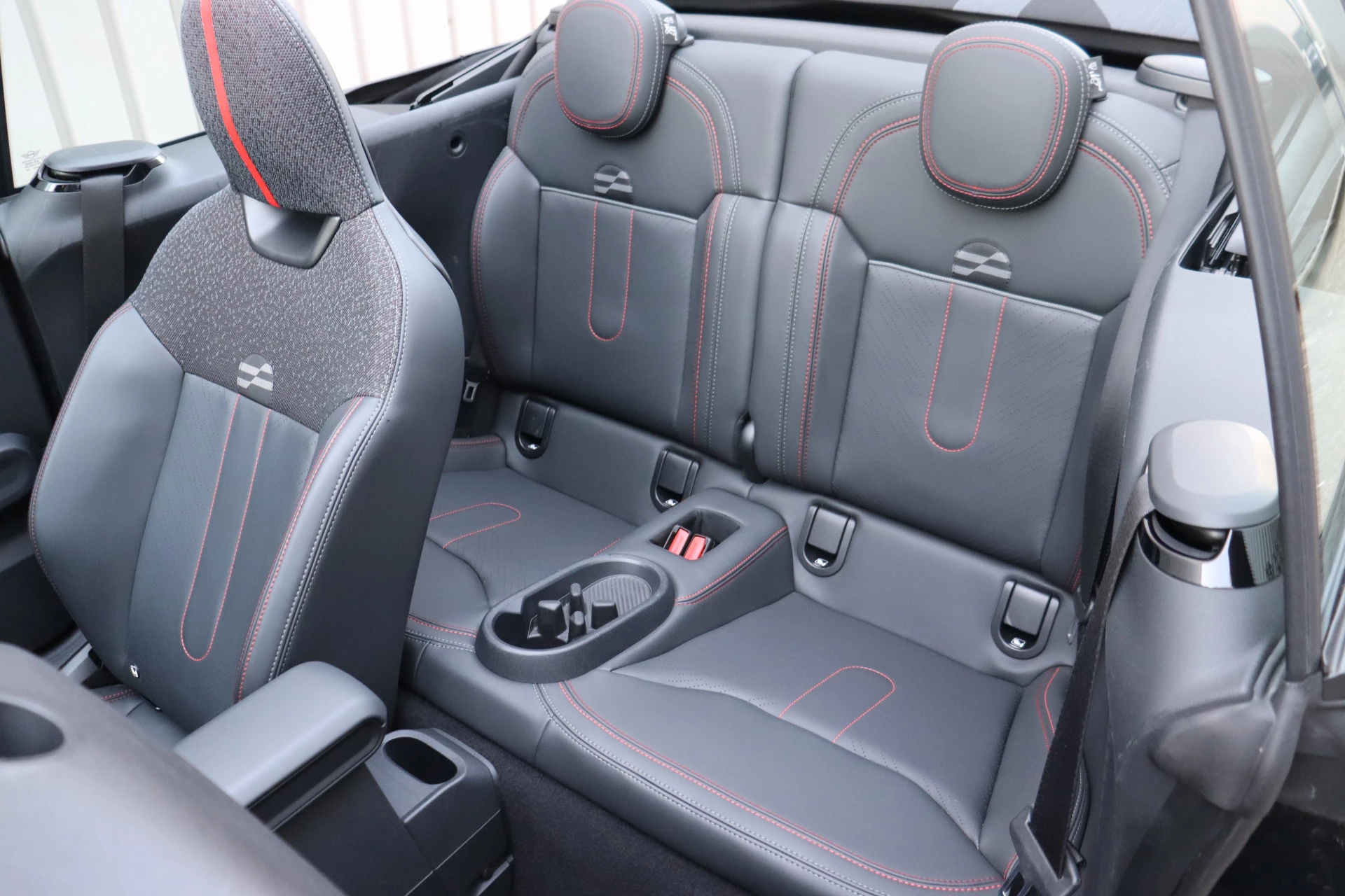 Hoofdafbeelding MINI Cooper Cabrio