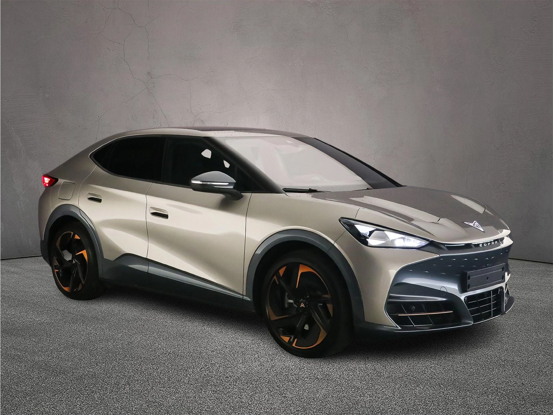 Hoofdafbeelding CUPRA Tavascan