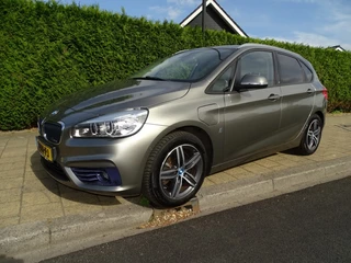 BMW 2 Serie 225XE IP CENT HIGHEX-Hybride-Media-Navi-Blth-Clima-Cruise-Pdc