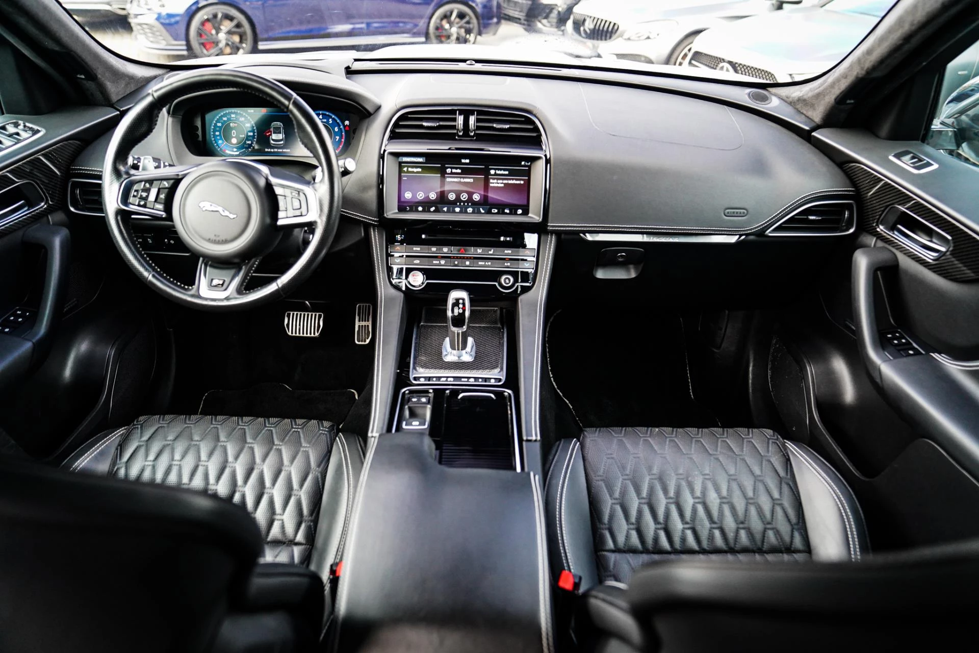 Hoofdafbeelding Jaguar F-PACE