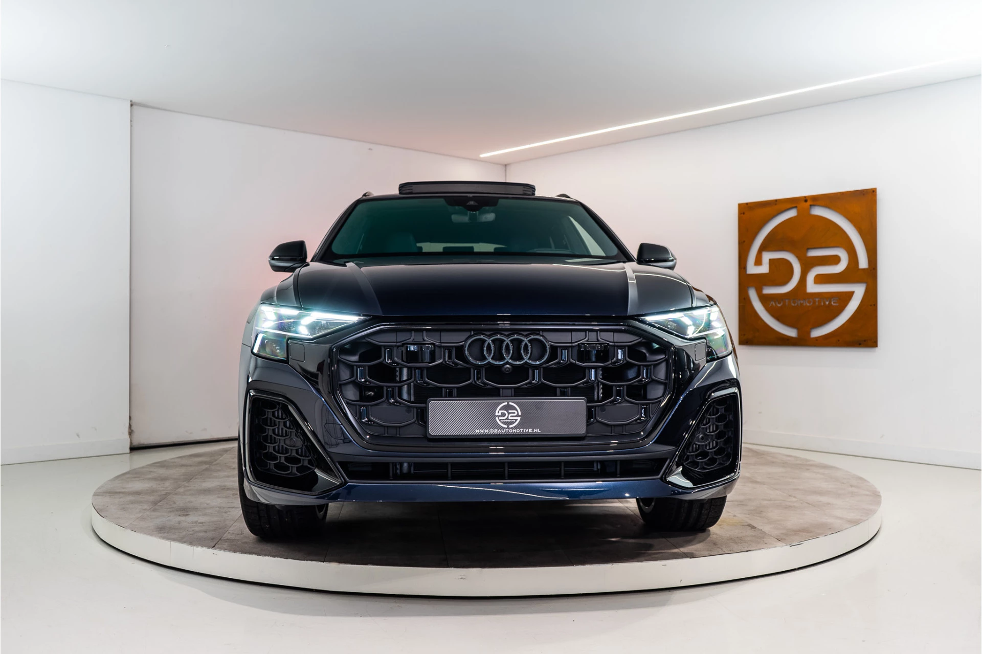 Hoofdafbeelding Audi Q8