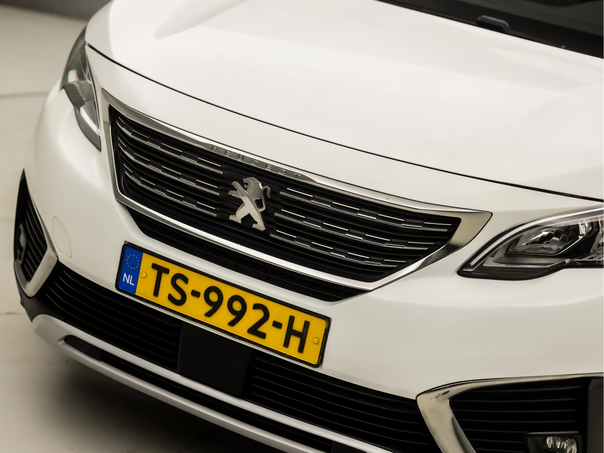 Hoofdafbeelding Peugeot 5008