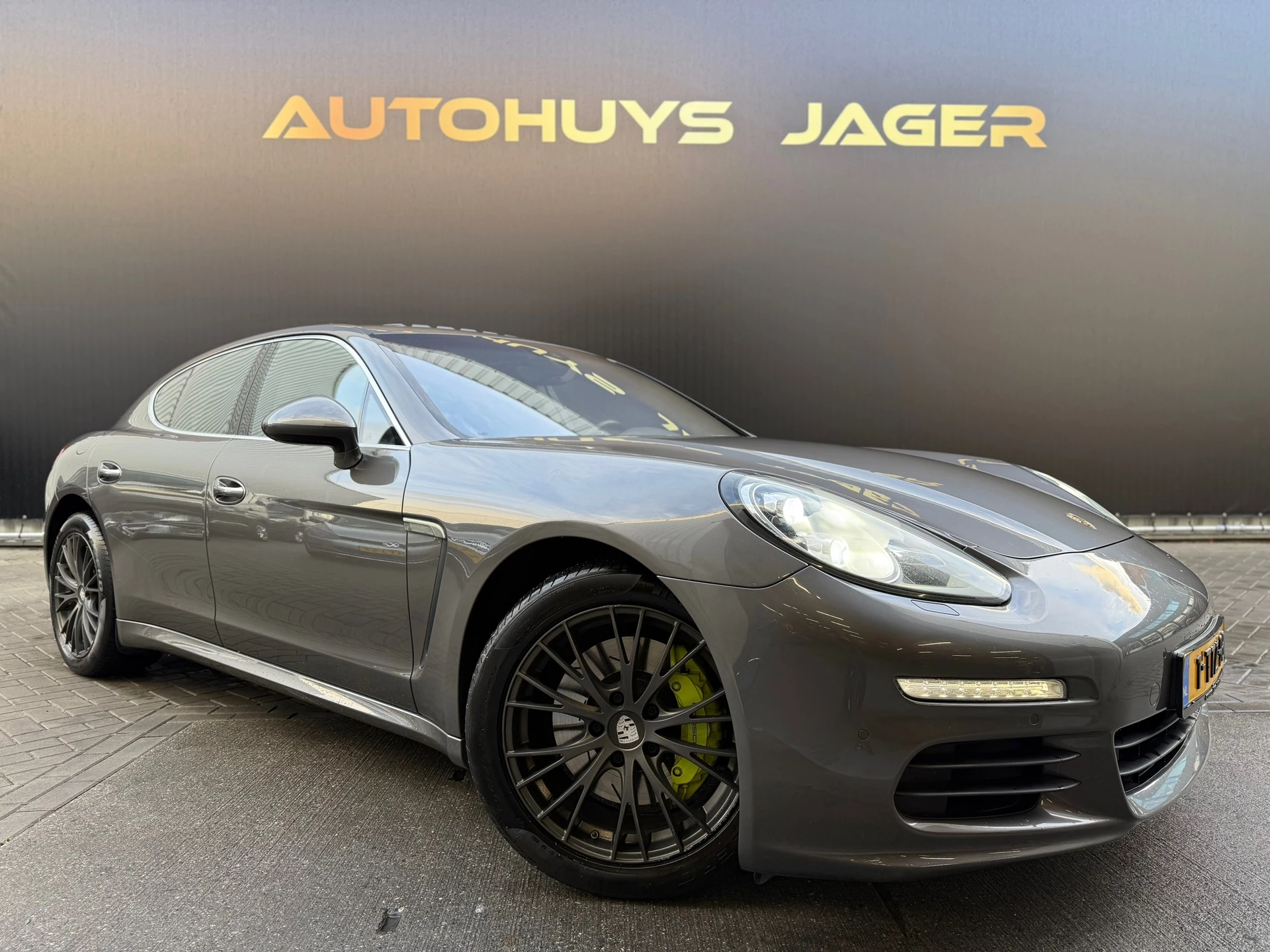 Hoofdafbeelding Porsche Panamera