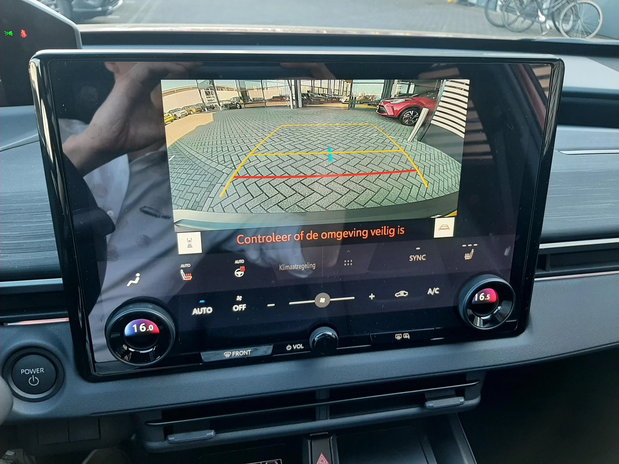 Hoofdafbeelding Toyota C-HR+