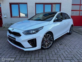 Kia Ceed 1.6 T-GDi GT PANODAK/LEER/NAVI/CAMERA