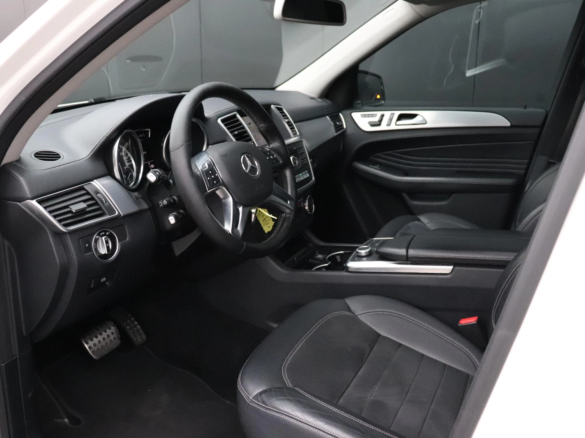 Hoofdafbeelding Mercedes-Benz M-Klasse