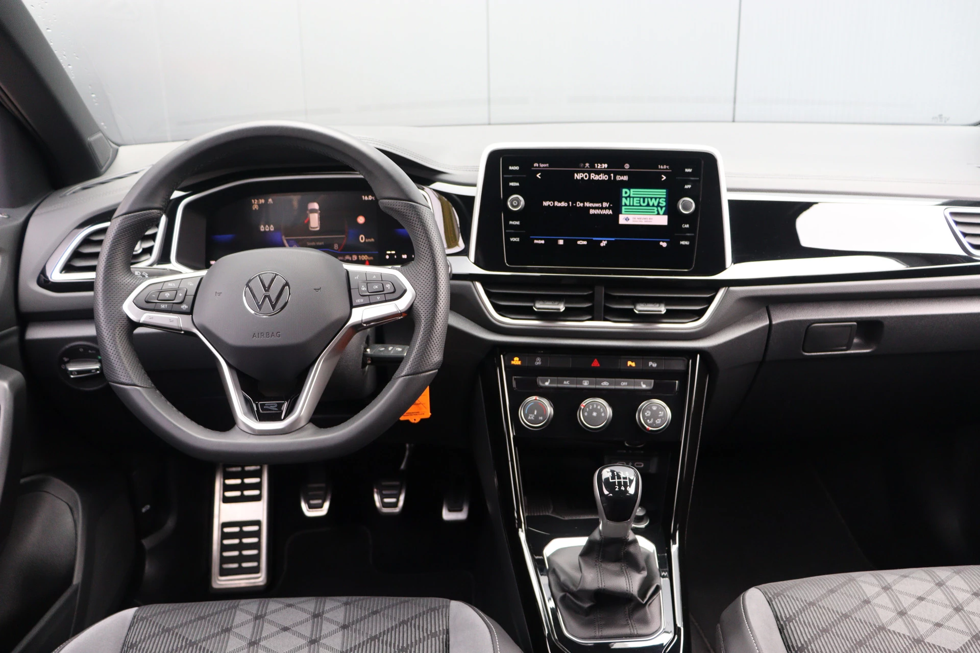 Hoofdafbeelding Volkswagen T-Roc