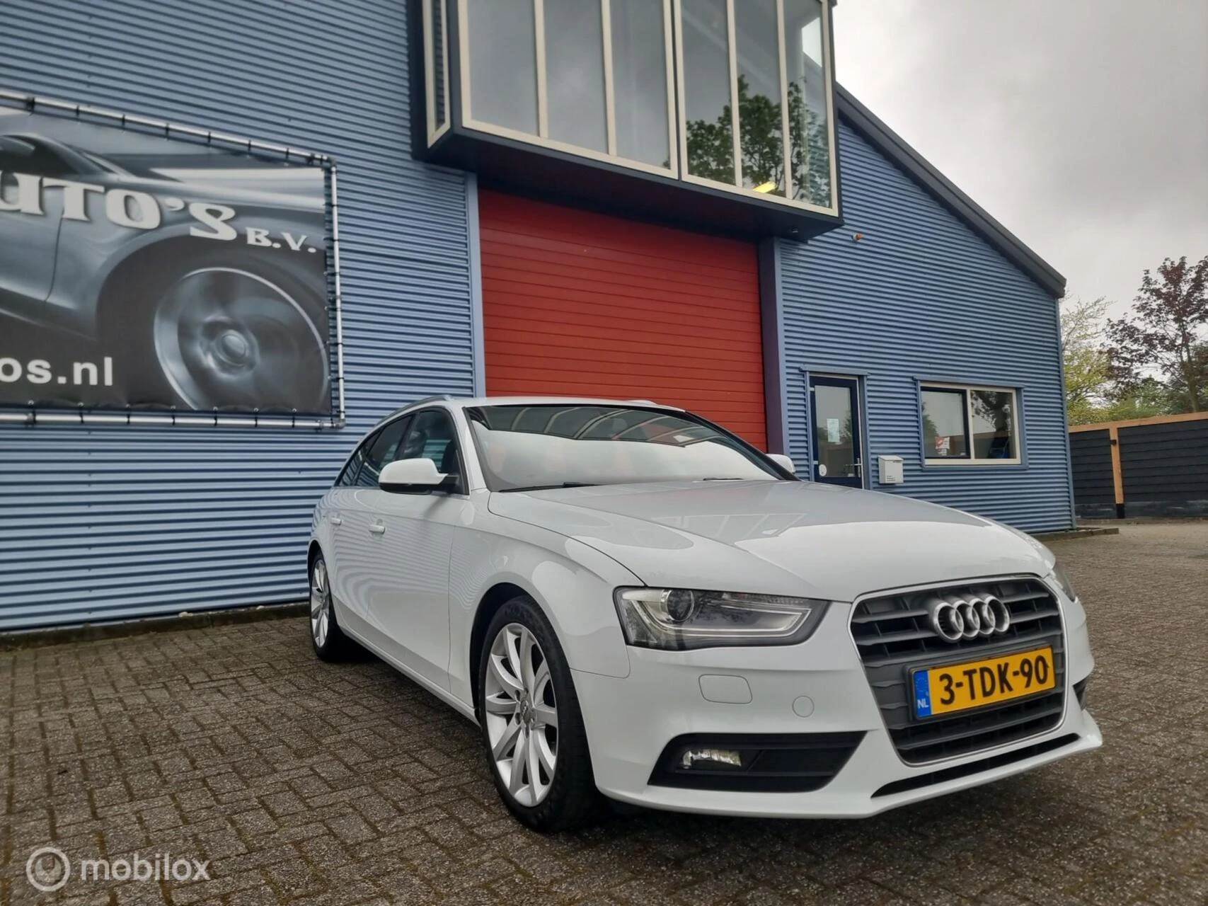 Hoofdafbeelding Audi A4