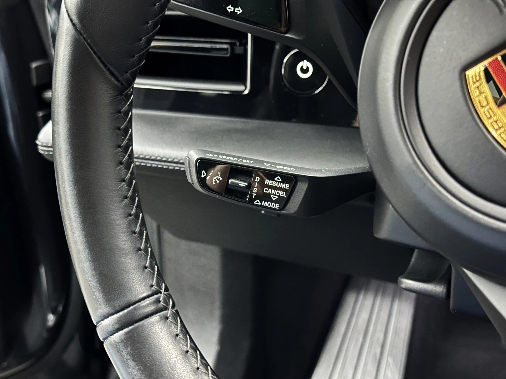 Hoofdafbeelding Porsche Taycan