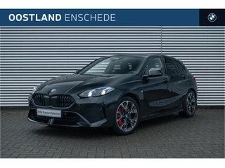 BMW 1 Serie 120 M Sport Automaat / Sportstoelen / Achteruitrijcamera / M Adaptief onderstel / Comfort Access / Stuurverwarming / Adaptieve LED / Stoelverwarming