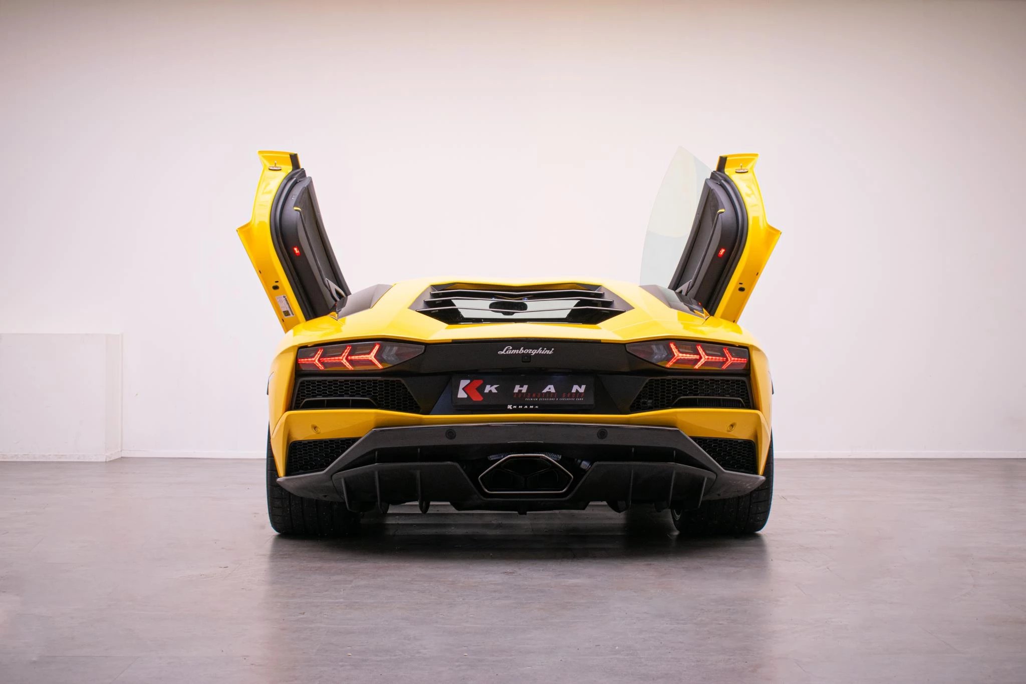 Hoofdafbeelding Lamborghini Aventador