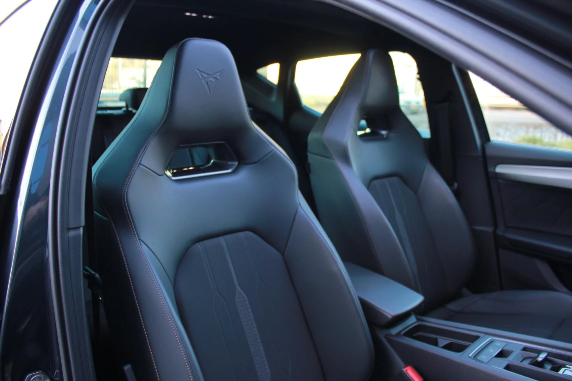 Hoofdafbeelding CUPRA Leon