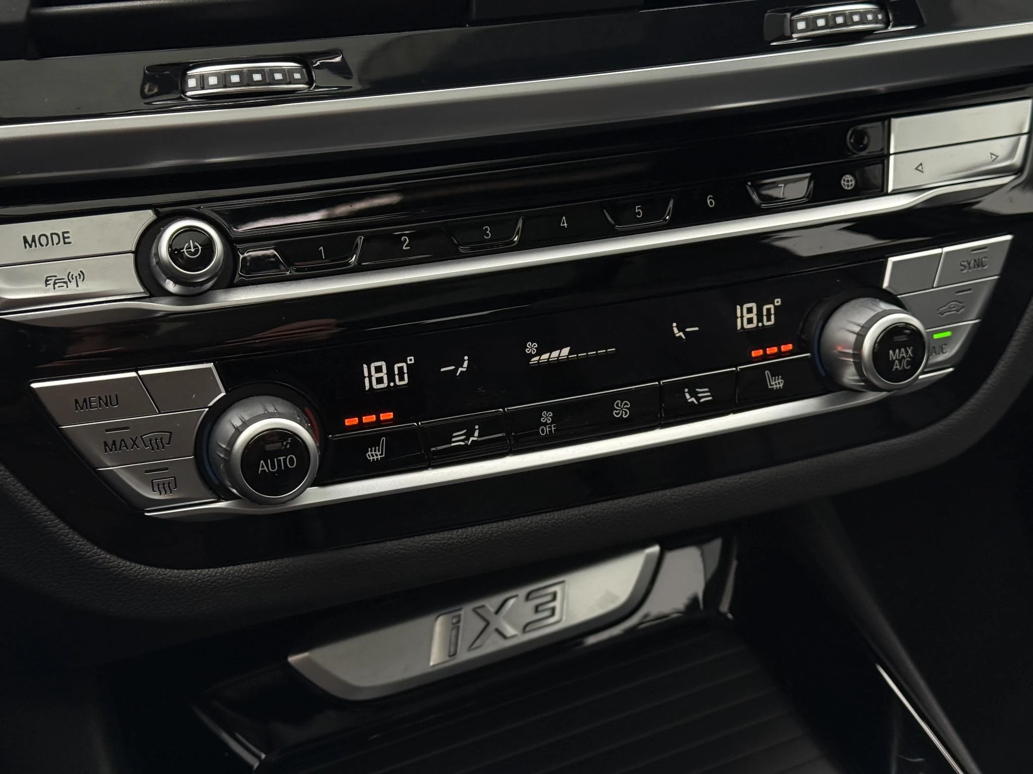 Hoofdafbeelding BMW iX3