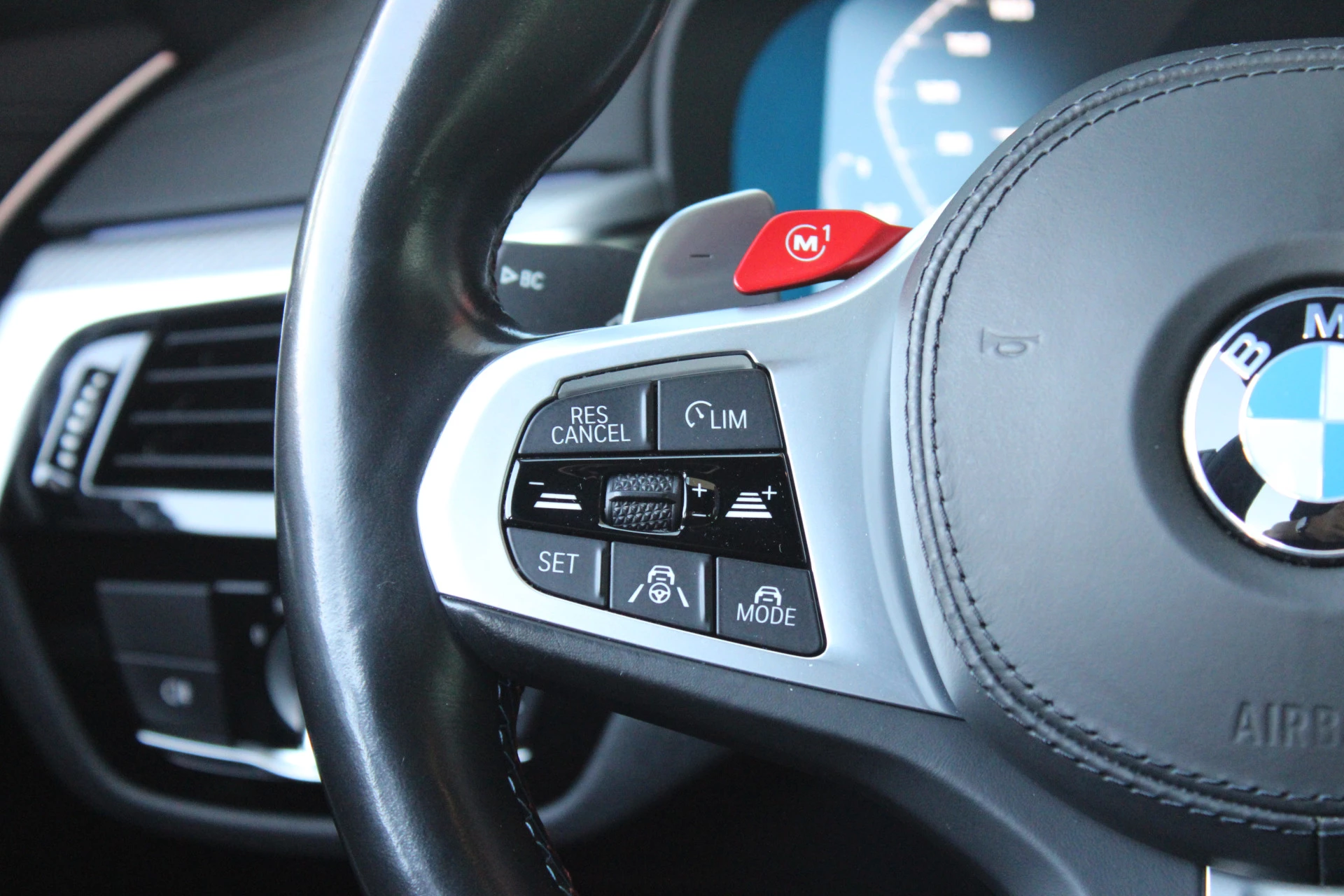 Hoofdafbeelding BMW M5