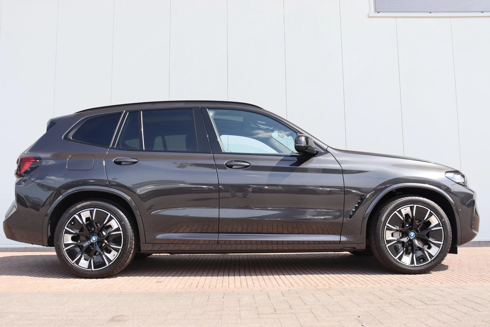 Hoofdafbeelding BMW iX3