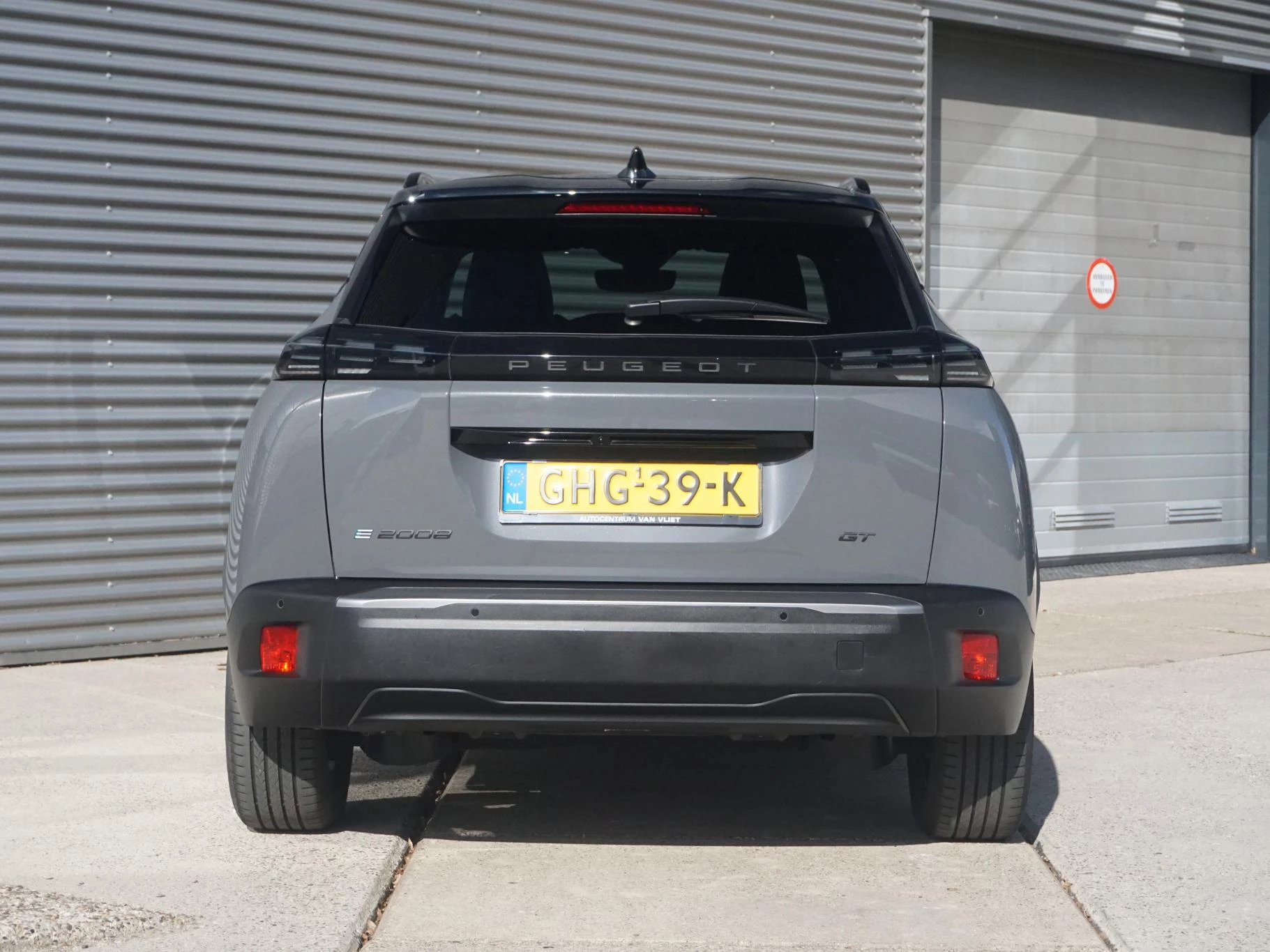 Hoofdafbeelding Peugeot e-2008