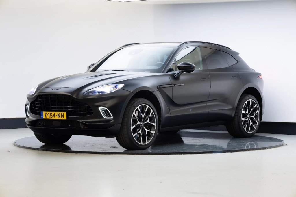 Hoofdafbeelding Aston Martin DBX
