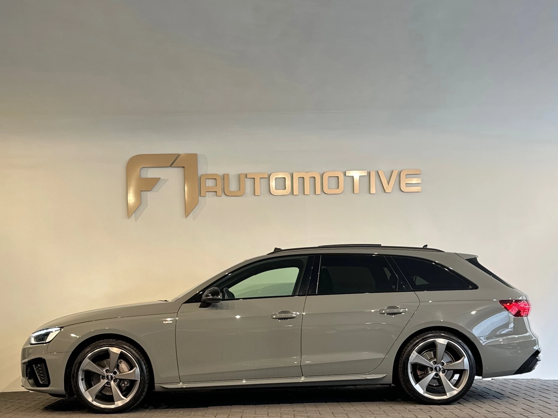 Hoofdafbeelding Audi A4