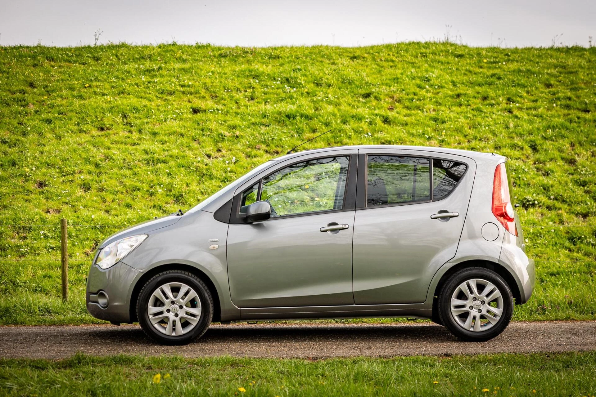 Hoofdafbeelding Opel Agila