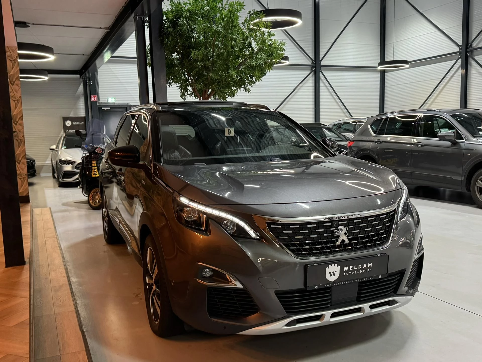 Hoofdafbeelding Peugeot 5008