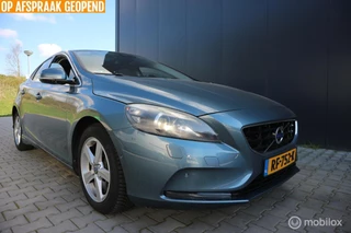 Volvo V40 2.0 D3 5-Cilinder Summum PANORAMADAK/XENON/LEDER