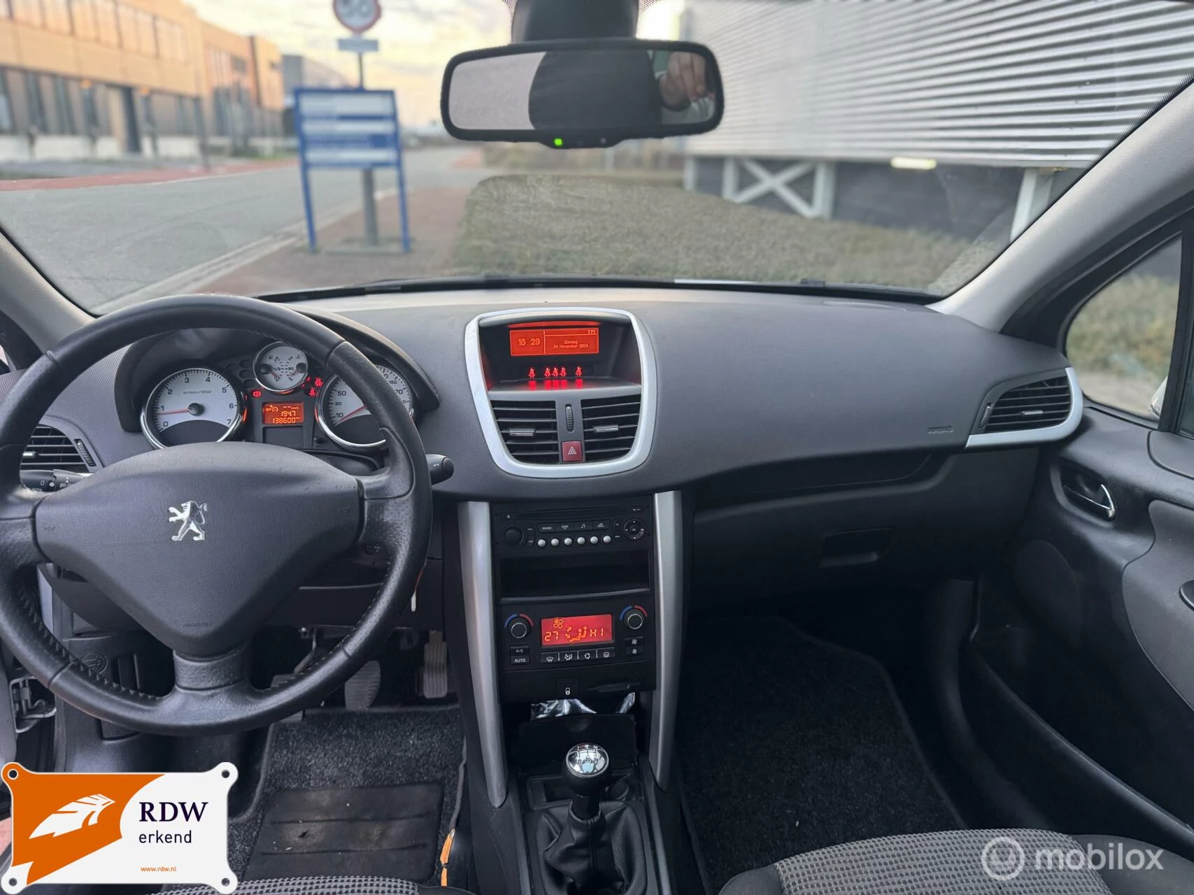 Hoofdafbeelding Peugeot 207