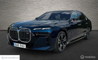 BMW 7-serie M760e xDrive, Individual, B&W, pano, massage