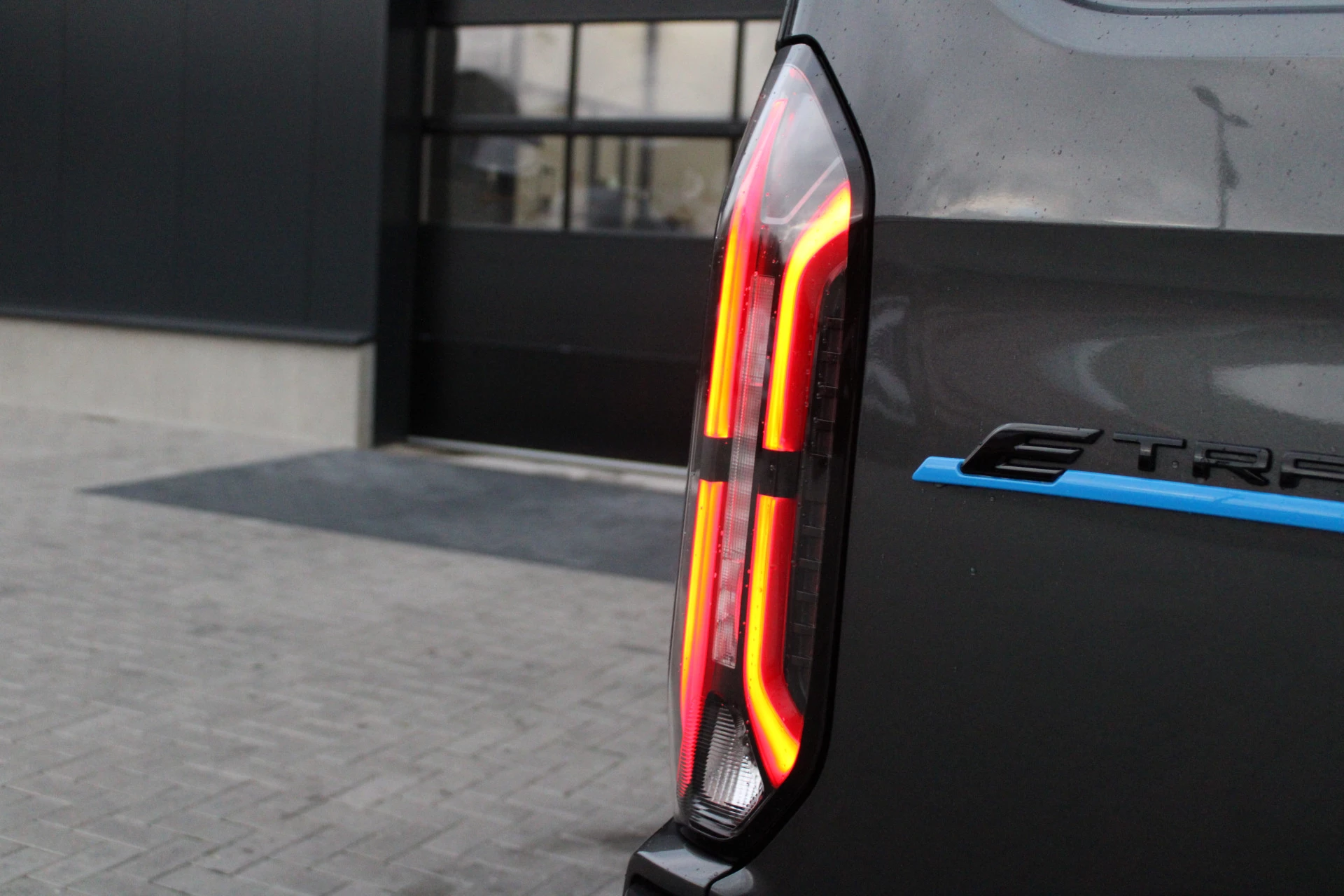 Hoofdafbeelding Ford E-Transit Custom