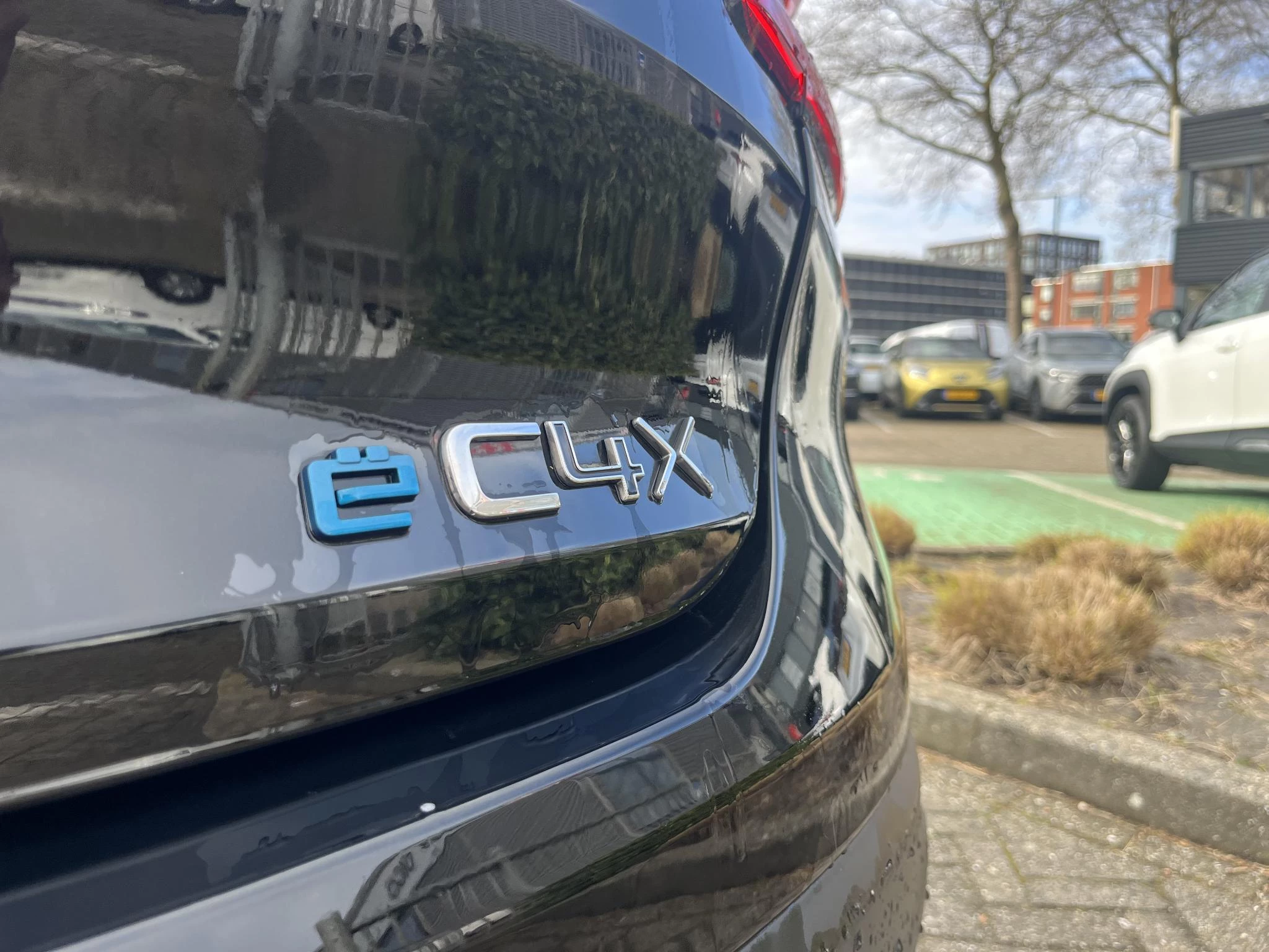 Hoofdafbeelding Citroën ë-C4 X