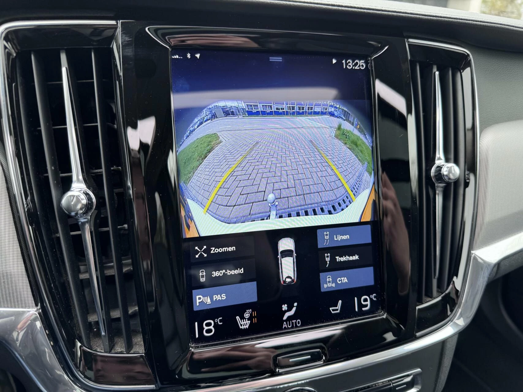 Hoofdafbeelding Volvo V90