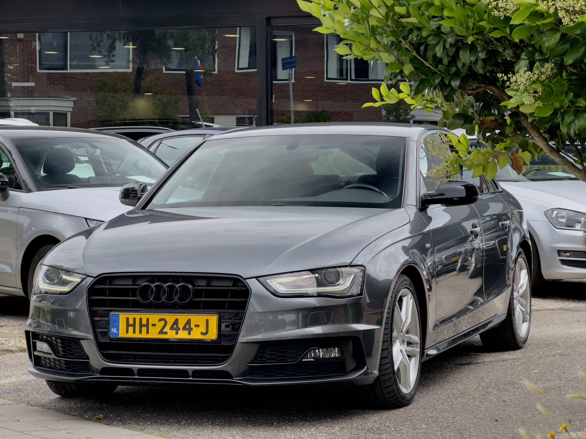 Hoofdafbeelding Audi A4