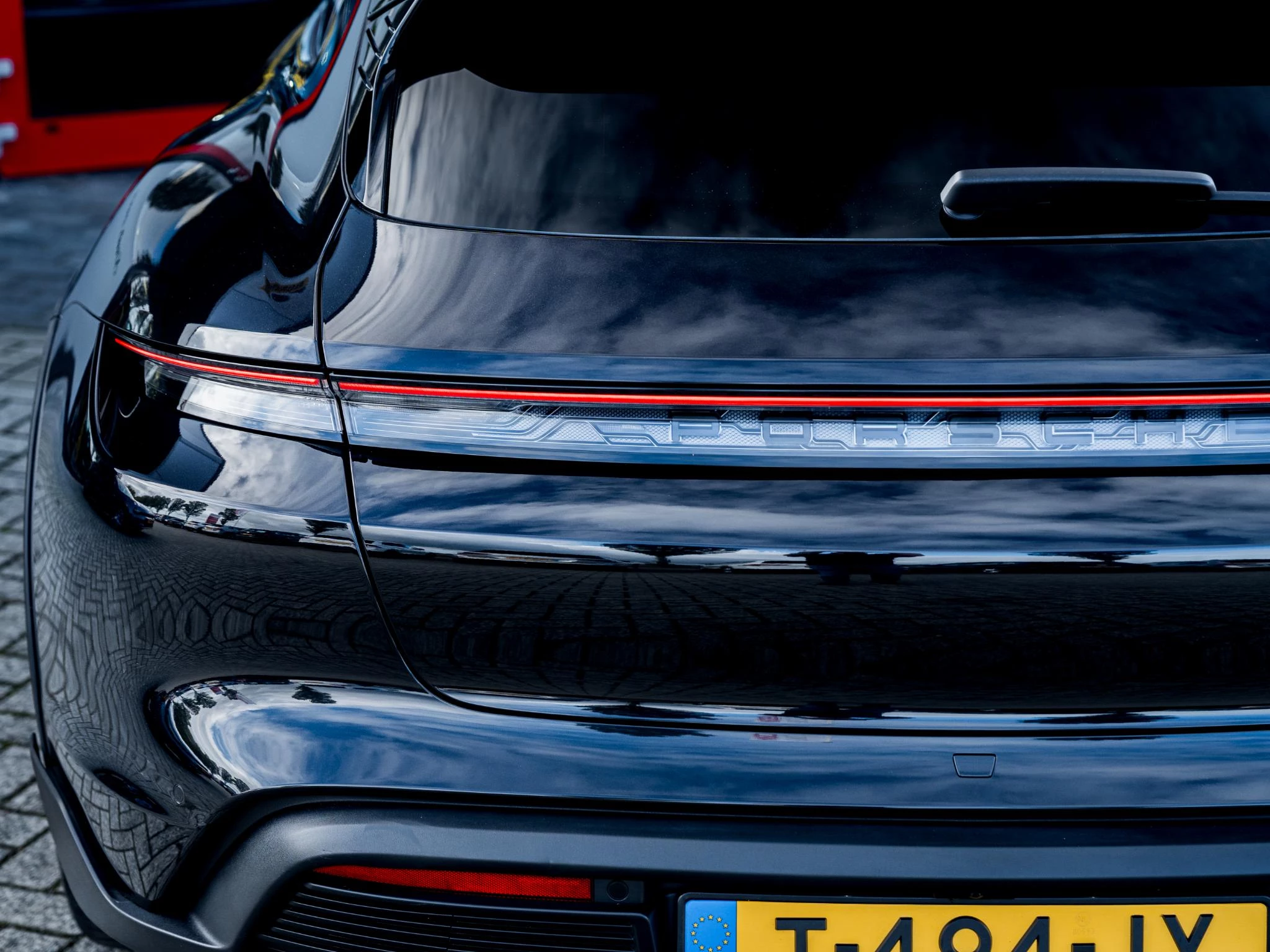 Hoofdafbeelding Porsche Taycan