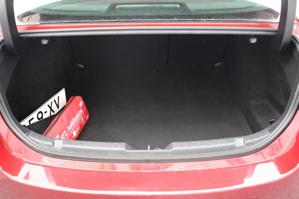 Hoofdafbeelding Mazda 3