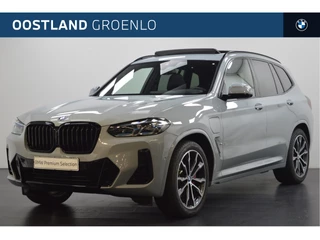 BMW X3 30e xDrive High Executive M Sport Automaat / Panoramadak / Trekhaak / Laserlight / Comfort Access / Parking Assistant Plus / Head-Up / Live Cockpit Professional
