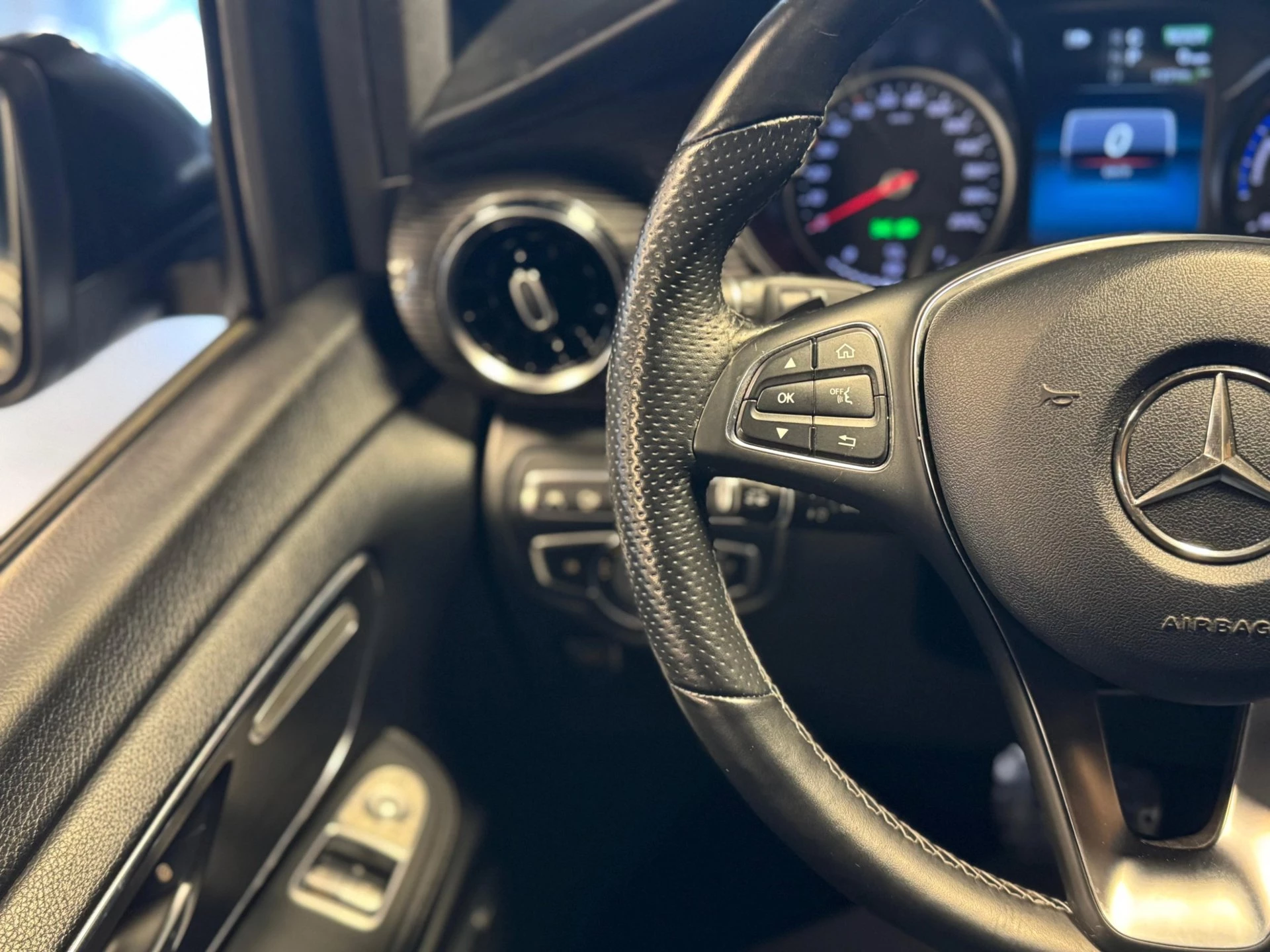 Hoofdafbeelding Mercedes-Benz EQV