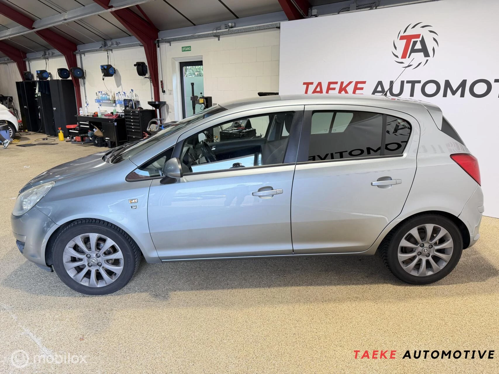 Hoofdafbeelding Opel Corsa