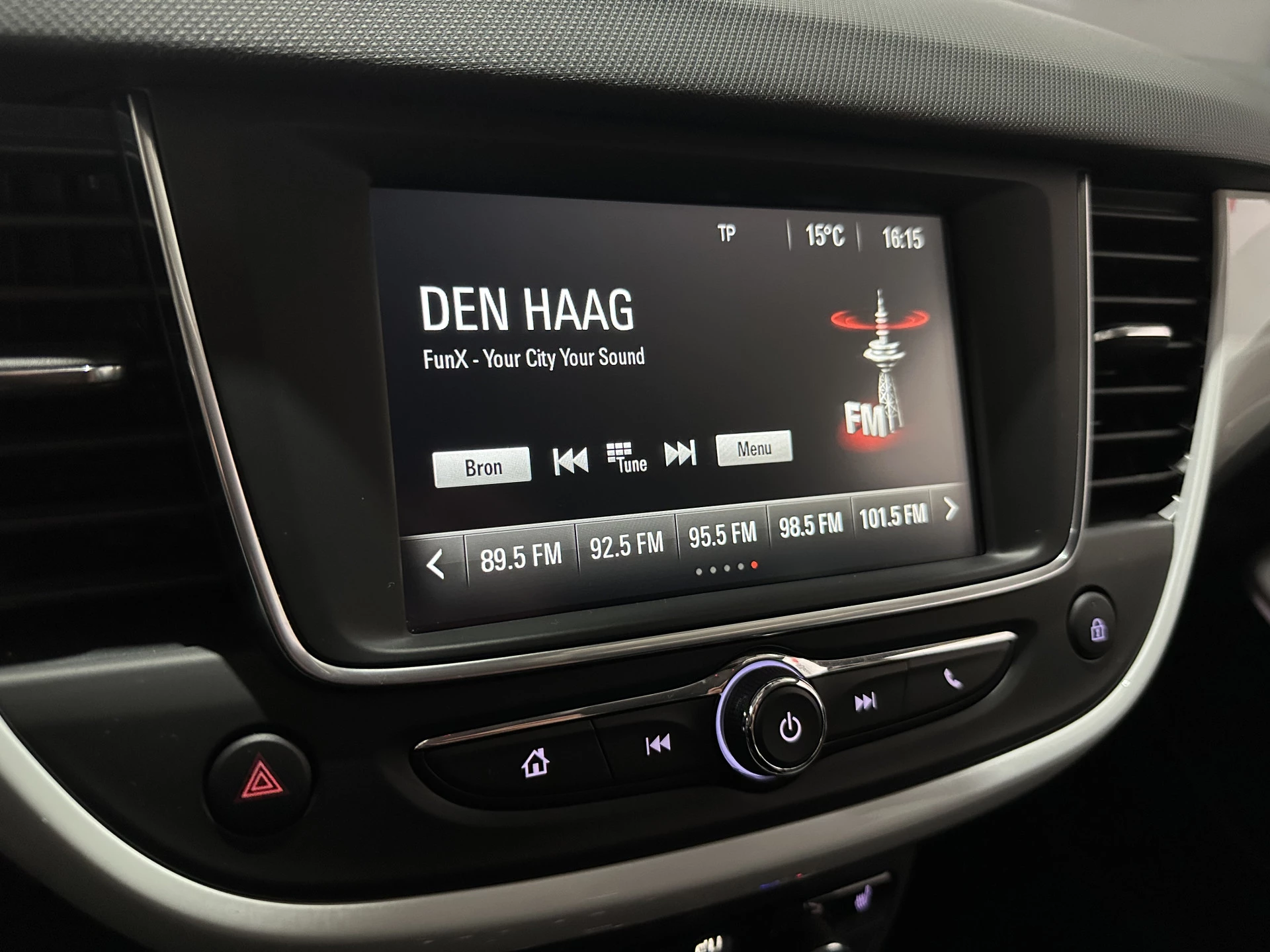 Hoofdafbeelding Opel Crossland X