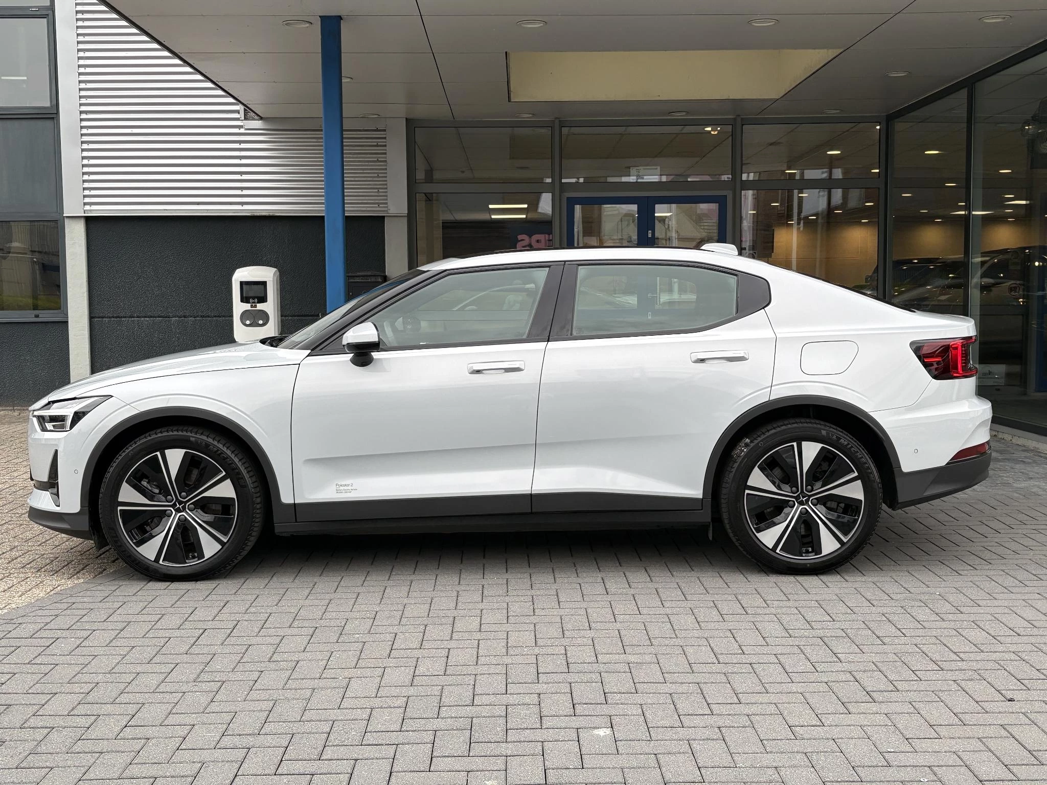 Hoofdafbeelding Polestar 2